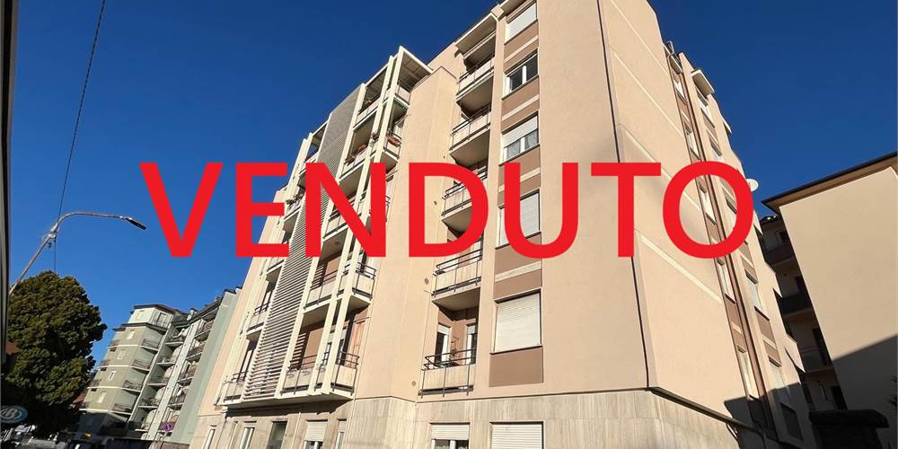 PIANO ALTO PANORAMICO AMPIO DUE LOCALI + SERVIZI